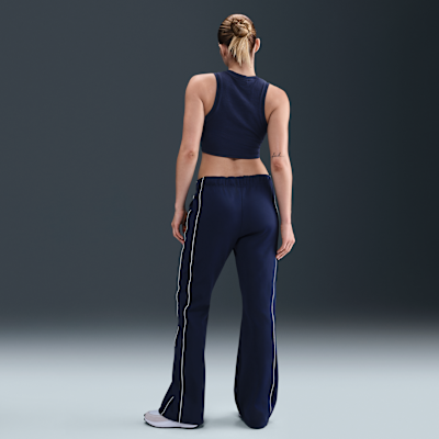 Nike Sportswear Chill Knit Women's Tight Cropped Mini-Rib Tank Top